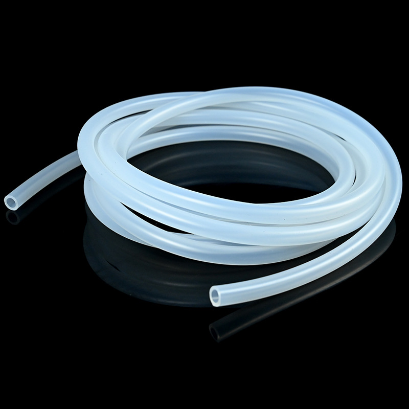 硅膠管用不久就開裂漏水？嶸牌加強(qiáng)抗老化層，壽命延長2倍！